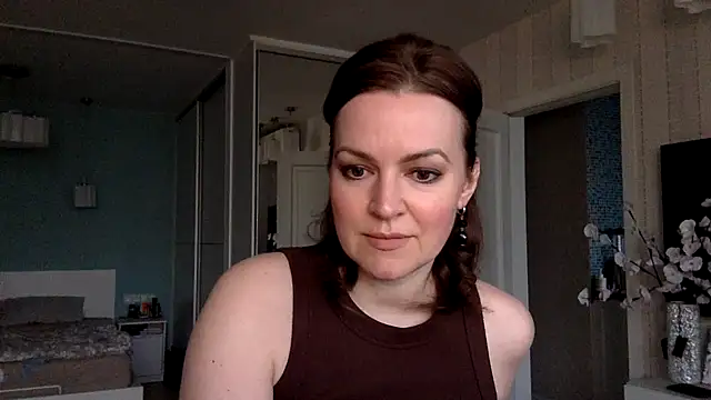 Snapshot of Ivoryne chatting on 04/08/26, 02:39 Ivoryne online show from 04/08/26, 02:39