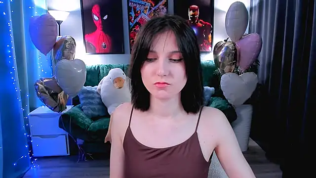 Snapshot of KikaOsterman chatting on 02/17/26, 12:23 KikaOsterman online show from 02/17/26, 12:23