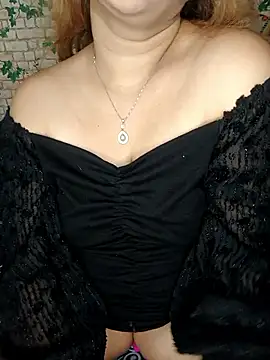 Queen-Naina online show from 01/19/26, 09:02