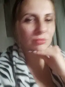 Kitty232425 online show from 01/15/26, 07:50