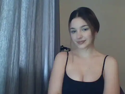 Snapshot of EvelineMagnetic chatting on 03/31/26, 02:17 EvelineMagnetic online show from 03/31/26, 02:17