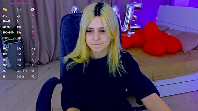 ApheliaStar online show from 02/17/26, 05:08