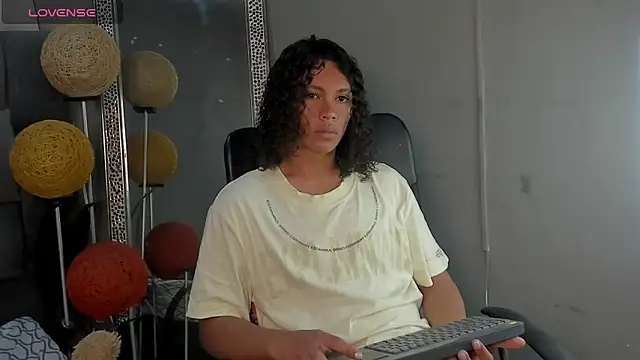 dylaans19 online show from 02/01/26, 03:10