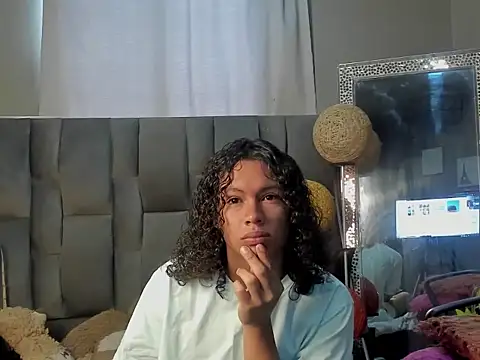 dylaans19 online show from 02/07/26, 02:21