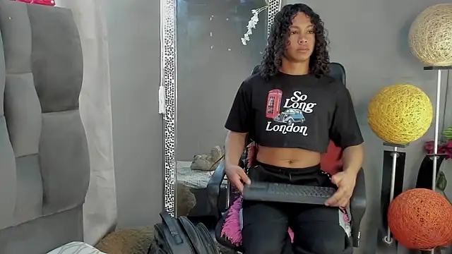 dylaans19 online show from 02/20/26, 02:28