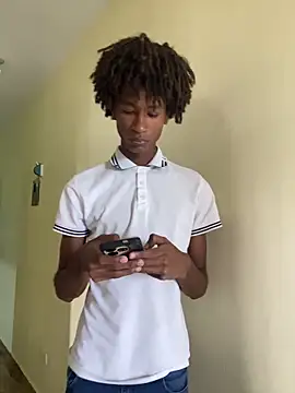 twink gabrielll online show from 04/16/26, 12:39