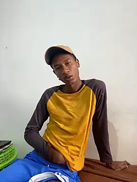 twink gabrielll online show from 05/26/26, 12:23