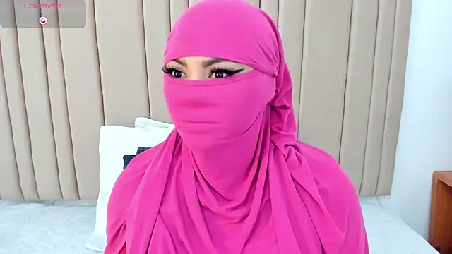 Snapshot of _seelena chatting on 02/05/26, 12:21 seelena online show from 02/05/26, 12:21