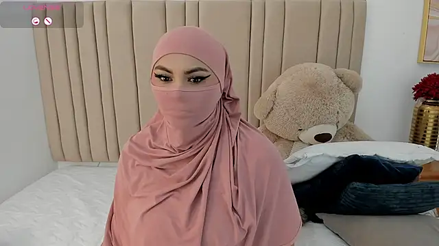 Snapshot of _seelena chatting on 02/27/26, 12:27 seelena online show from 02/27/26, 12:27