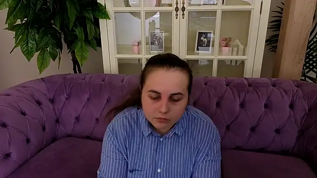 MikaFoxy online show from 04/01/26, 05:52