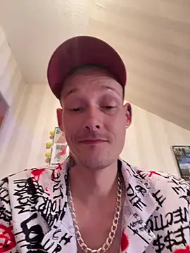 Snapshot of Donaldduck0069 chatting on 04/22/26, 08:54 Donaldduck0069 online show from 04/22/26, 08:54