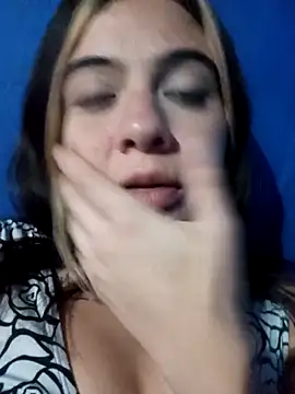 Snapshot of Megan_nica chatting on 03/06/26, 01:13 Megan nica online show from 03/06/26, 01:13