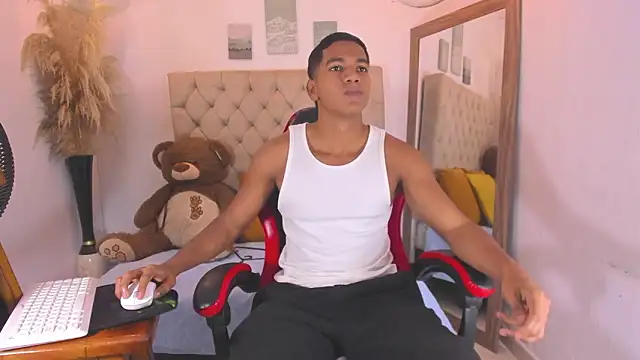 noah sthone online show from 02/25/26, 12:15