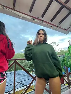 l0lita emi online show from 04/03/26, 11:08