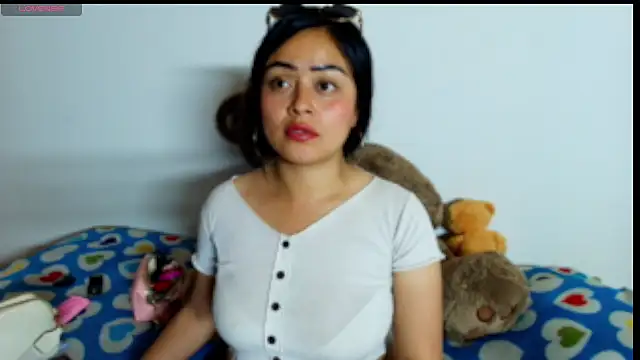 Snapshot of gabriela_grace1 chatting on 04/07/26, 11:26 gabriela grace1 online show from 04/07/26, 11:26