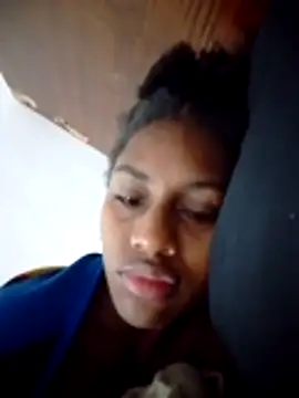 Snapshot of NicolVegaa chatting on 04/18/26, 10:41 NicolVegaa online show from 04/18/26, 10:41