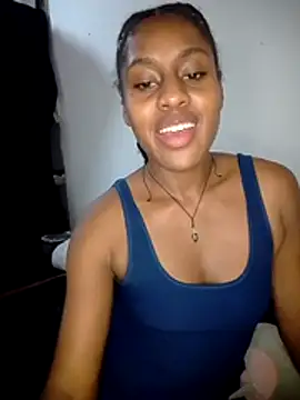 Snapshot of NicolVegaa chatting on 05/06/26, 03:24 NicolVegaa online show from 05/06/26, 03:24