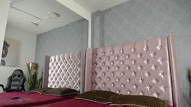 Snapshot of Laurent_Morris chatting on 03/16/26, 03:05 Laurent Morris online show from 03/16/26, 03:05