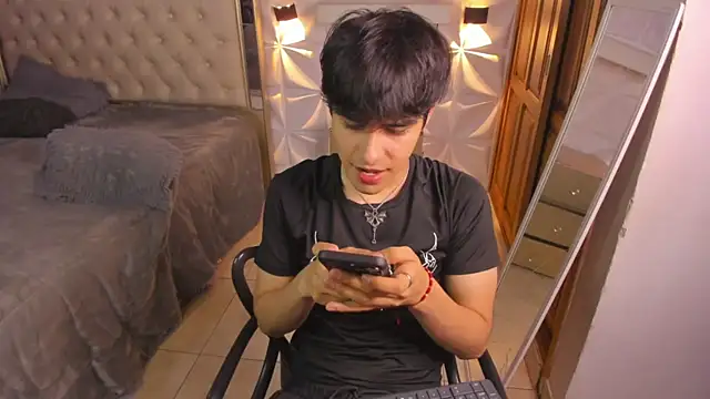 Snapshot of IamJuanJoc chatting on 04/10/26, 03:56 IamJuanJoc online show from 04/10/26, 03:56