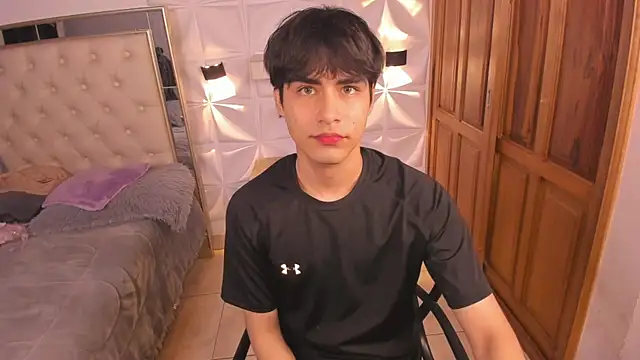 Snapshot of IamJuanJoc chatting on 04/14/26, 12:38 IamJuanJoc online show from 04/14/26, 12:38