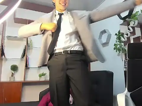 Fer And Tonny online show from 01/14/26, 06:57