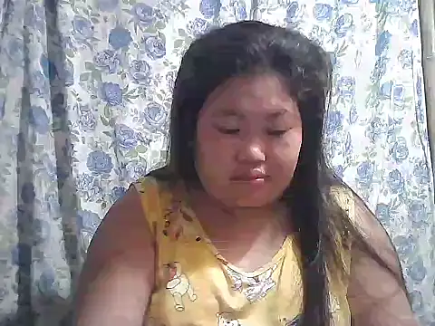 Snapshot of pinay_rose14 chatting on 05/03/26, 07:31 pinay rose14 online show from 05/03/26, 07:31
