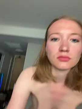 Snapshot of juliasweettits chatting on 03/17/26, 10:46 juliasweettits online show from 03/17/26, 10:46