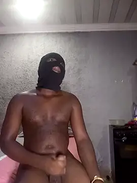 Snapshot of zulu_good_dick chatting on 04/17/26, 10:35 zulu good dick online show from 04/17/26, 10:35