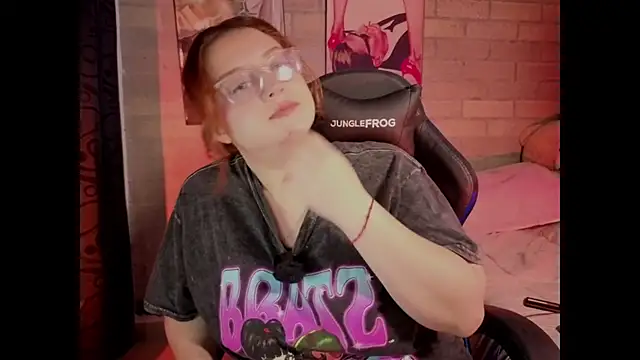 Snapshot of Mia_Franklyn chatting on 02/19/26, 01:23 Mia Franklyn online show from 02/19/26, 01:23