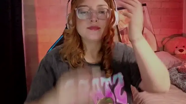 Snapshot of Mia_Franklyn chatting on 04/12/26, 07:41 Mia Franklyn online show from 04/12/26, 07:41