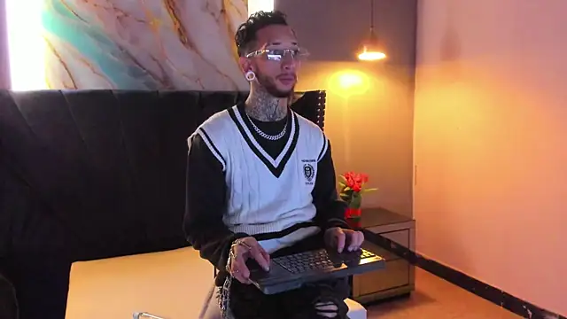 axel valtier online show from 01/16/26, 03:54