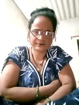 Snapshot of kiiuu_sexe chatting on 02/16/26, 10:22 kiiuu sexe online show from 02/16/26, 10:22