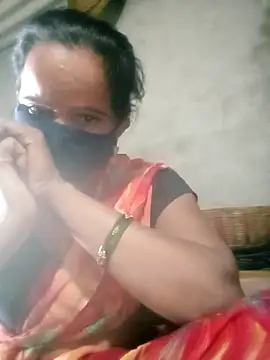 Snapshot of kiiuu_sexe chatting on 03/12/26, 04:29 kiiuu sexe online show from 03/12/26, 04:29