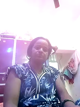 Snapshot of kiiuu_sexe chatting on 03/12/26, 05:19 kiiuu sexe online show from 03/12/26, 05:19