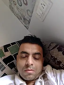 Snapshot of ashleellaunda7582 chatting on 03/05/26, 04:52 ashleellaunda7582 online show from 03/05/26, 04:52