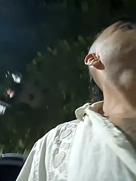 Snapshot of ashleellaunda7582 chatting on 03/16/26, 05:06 ashleellaunda7582 online show from 03/16/26, 05:06