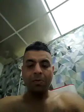 Snapshot of ashleellaunda7582 chatting on 03/21/26, 07:50 ashleellaunda7582 online show from 03/21/26, 07:50