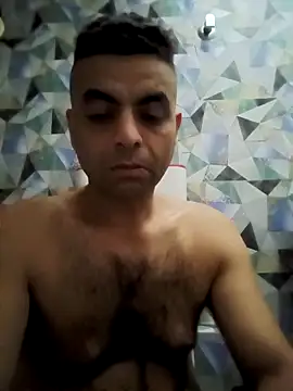 Snapshot of ashleellaunda7582 chatting on 03/24/26, 07:30 ashleellaunda7582 online show from 03/24/26, 07:30