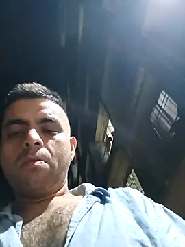 Snapshot of ashleellaunda7582 chatting on 03/31/26, 04:51 ashleellaunda7582 online show from 03/31/26, 04:51