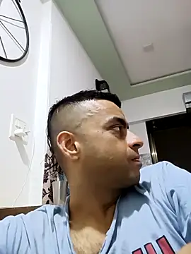 Snapshot of ashleellaunda7582 chatting on 04/01/26, 02:25 ashleellaunda7582 online show from 04/01/26, 02:25