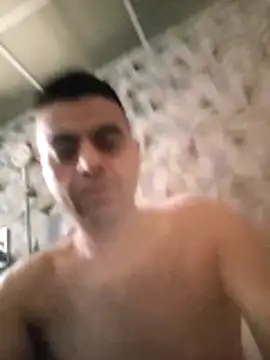 Snapshot of ashleellaunda7582 chatting on 04/06/26, 06:36 ashleellaunda7582 online show from 04/06/26, 06:36