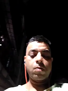 Snapshot of ashleellaunda7582 chatting on 04/12/26, 06:02 ashleellaunda7582 online show from 04/12/26, 06:02