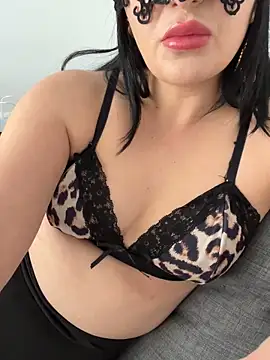 melissiaayzem online show from 04/16/26, 08:26