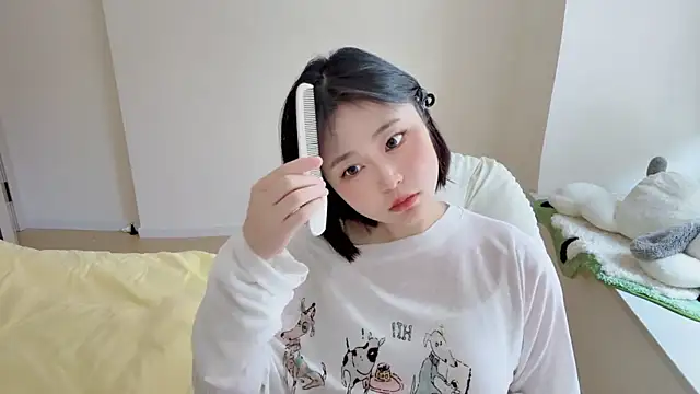 Snapshot of Onefiona chatting on 04/10/26, 04:39 Onefiona online show from 04/10/26, 04:39