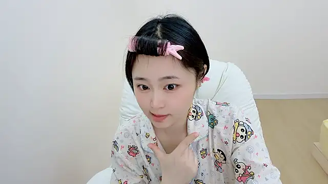 Snapshot of Onefiona chatting on 04/17/26, 07:11 Onefiona online show from 04/17/26, 07:11