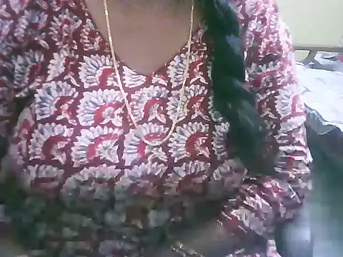 Snapshot of mohini_bhabhi chatting on 04/10/26, 07:24 mohini bhabhi online show from 04/10/26, 07:24