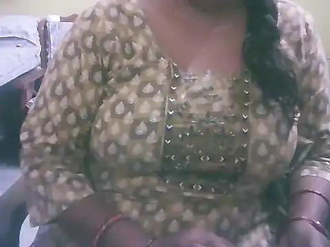 Snapshot of mohini_bhabhi chatting on 05/05/26, 07:16 mohini bhabhi online show from 05/05/26, 07:16