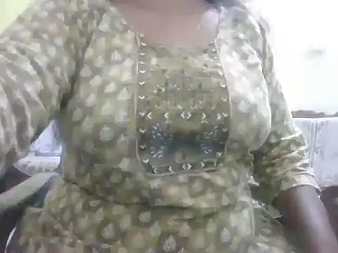 Snapshot of mohini_bhabhi chatting on 06/08/26, 07:42 mohini bhabhi online show from 06/08/26, 07:42