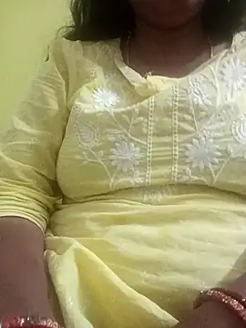 Snapshot of mohini_bhabhi chatting on 06/12/26, 07:57 mohini bhabhi online show from 06/12/26, 07:57