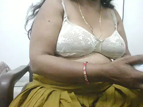 Snapshot of mohini_bhabhi chatting on 08/03/26, 11:05 mohini bhabhi online show from 08/03/26, 11:05